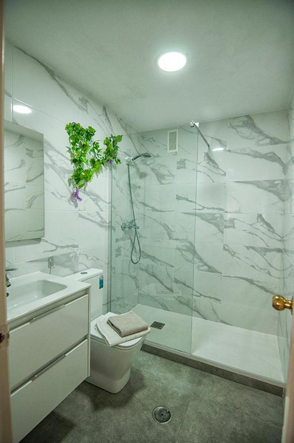 Luminoso Y Fresco Apartamento En 2ª Linea De Playa 丰希罗拉 外观 照片